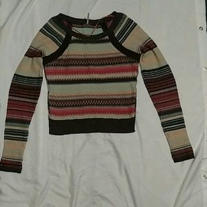 FREE PEOPLE  CROPPED SWEATER